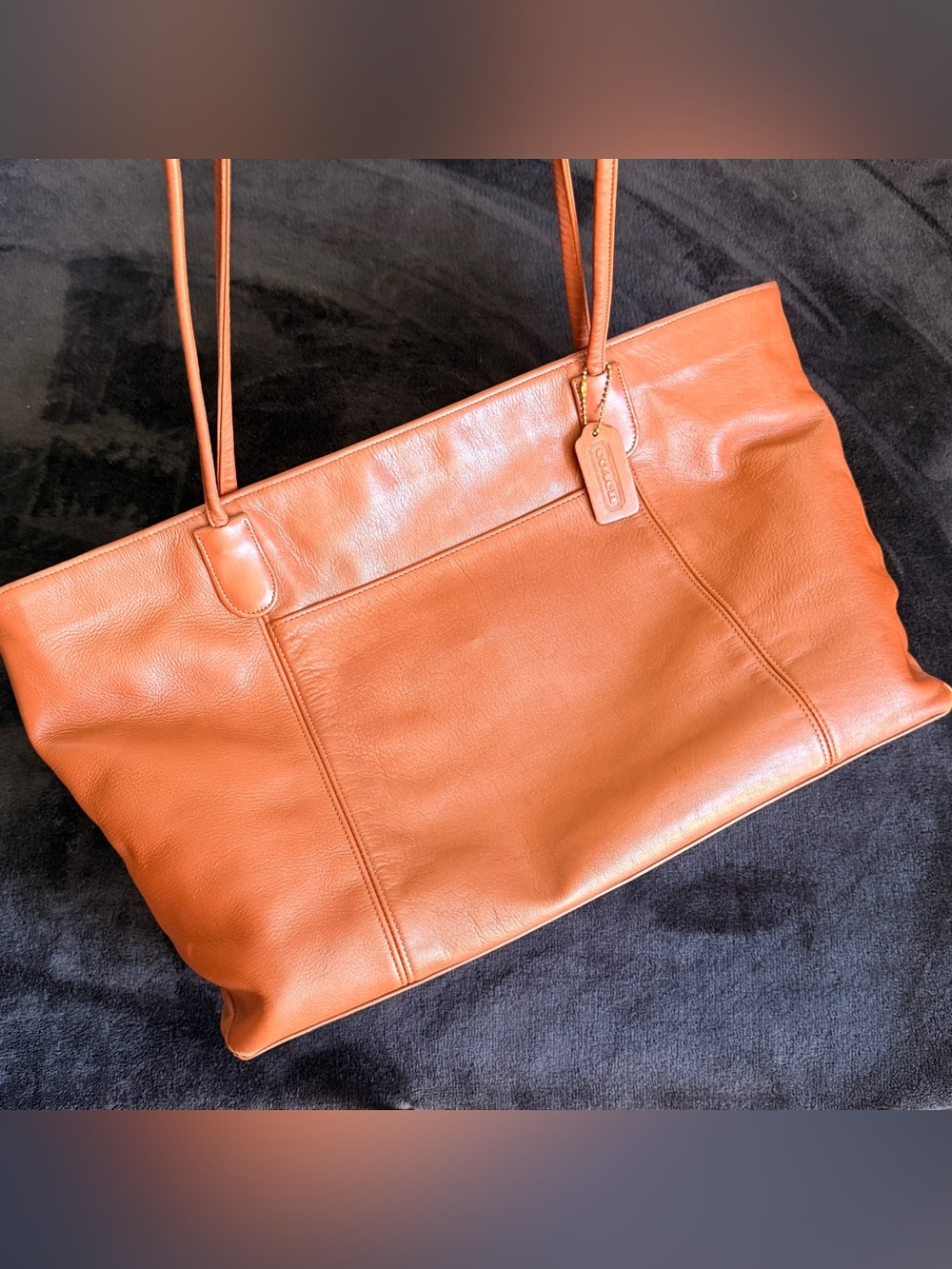 Coach 1994 Vintage BT British Tan Caramel Brown Carryall Leather Zip Tote
